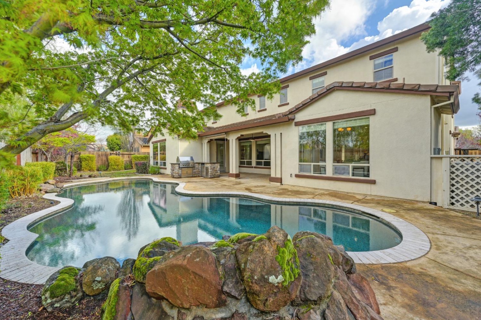 903 Jack Rabbit Ct, Rocklin